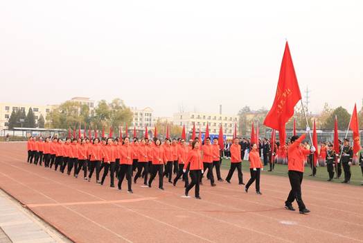 说明: D:\桌面文件整理到了D盘\北京市商业学校第三十四次运动会\新建文件夹 (2)\IMG_8654.JPG